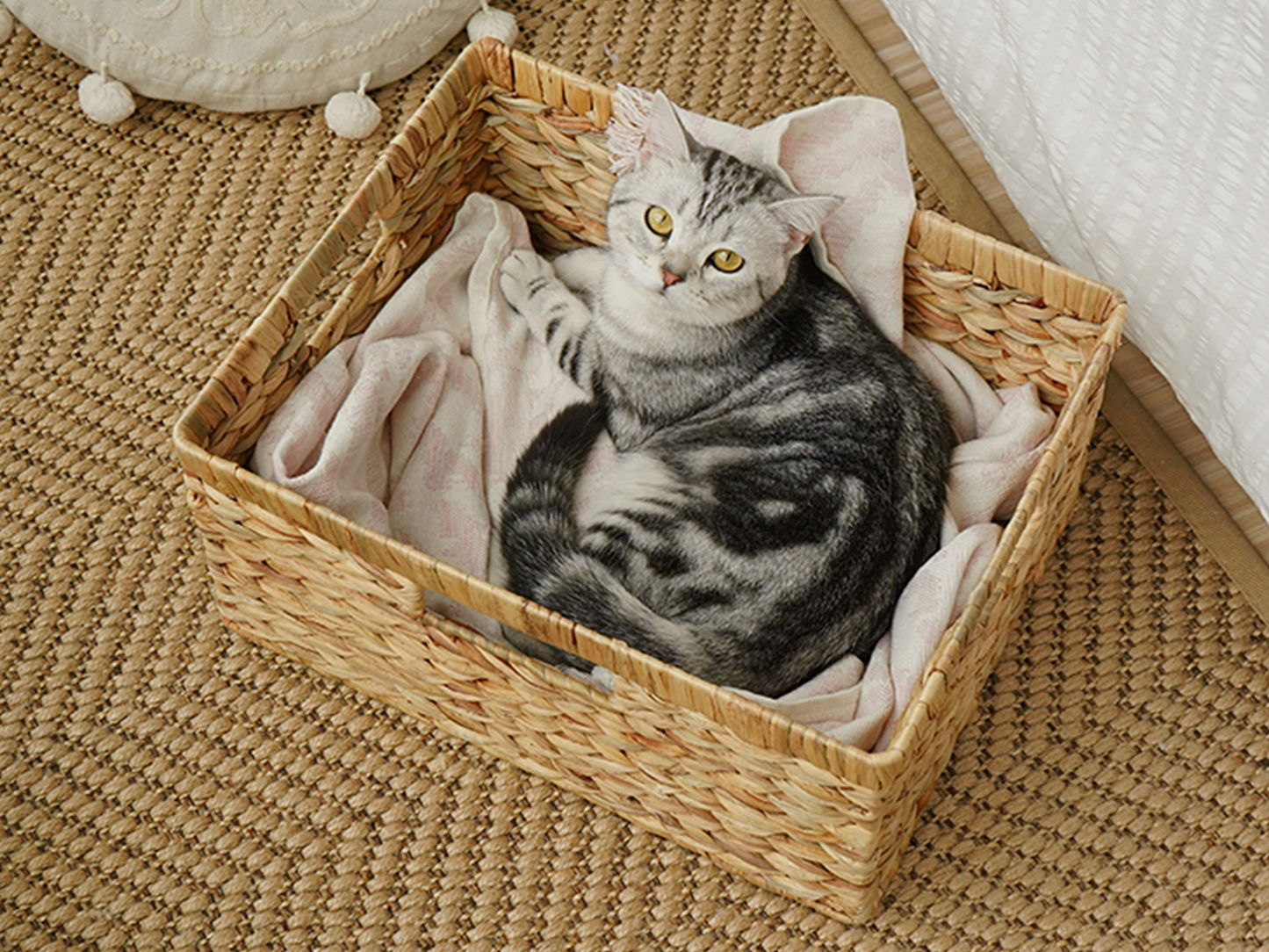 Large Rectangular Wicker Basket with Built-in Handles, 1 Pack