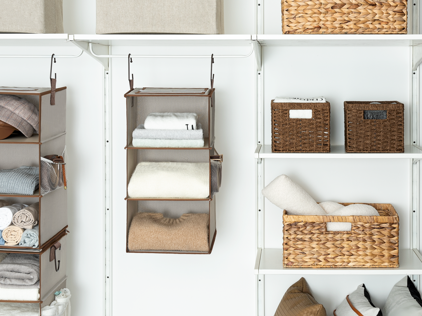 Large Rectangular Wicker Basket with Built-in Handles, 1 Pack