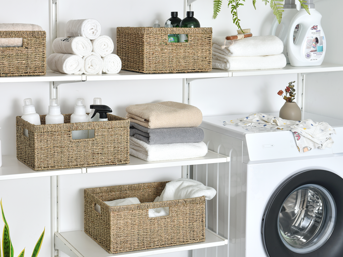 Large Rectangular Wicker Basket with Built-in Handles, 1 Pack