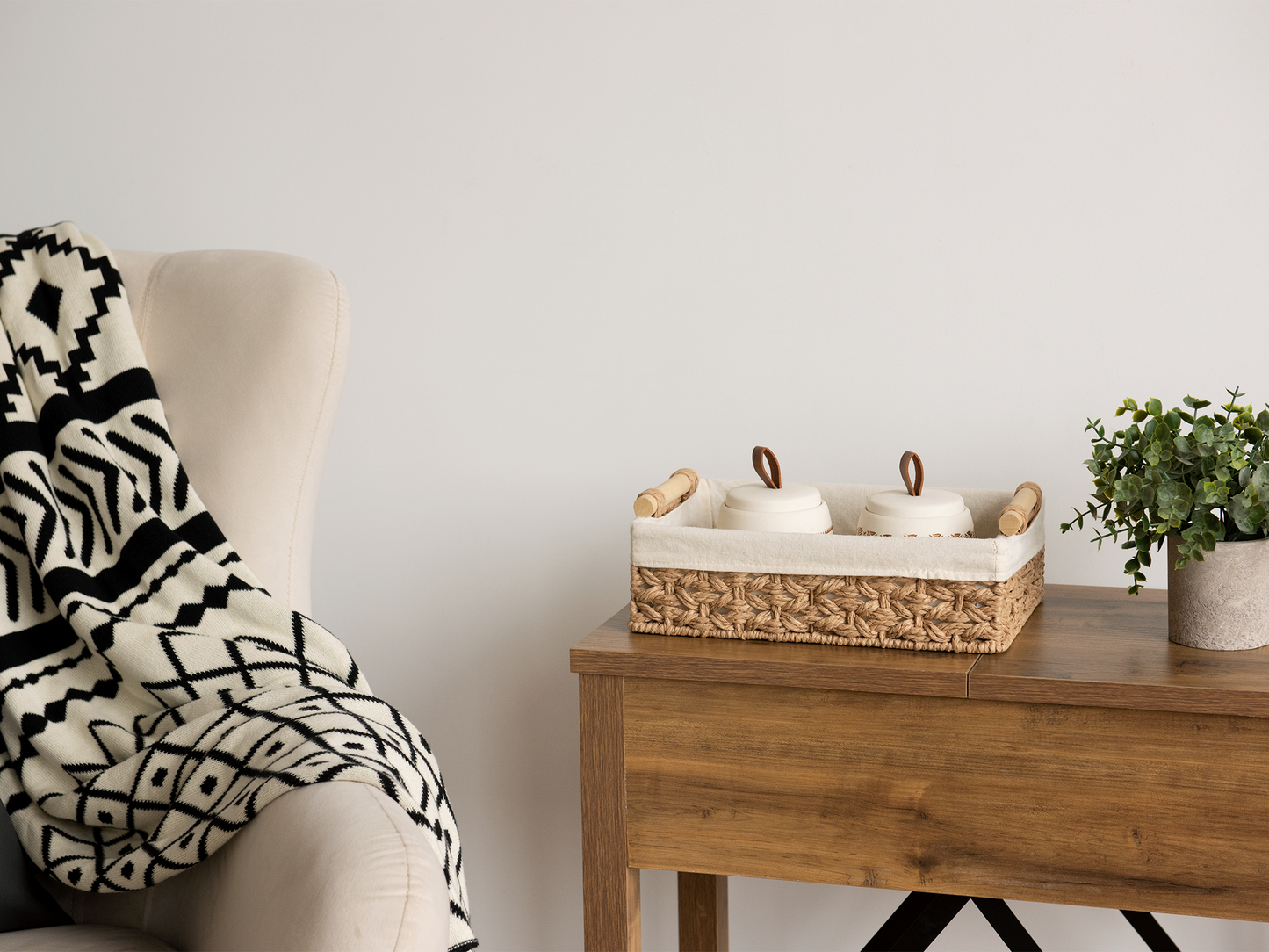 Small Wicker Baskets for Organizing with Natural Fiber Liner