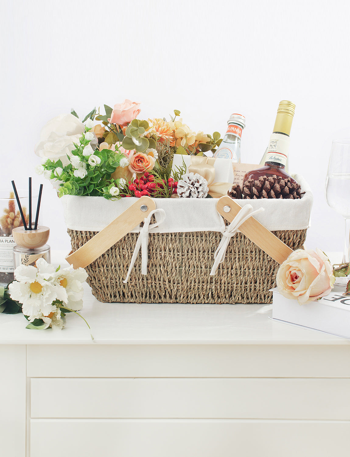 Wicker Basket with Washable Linner