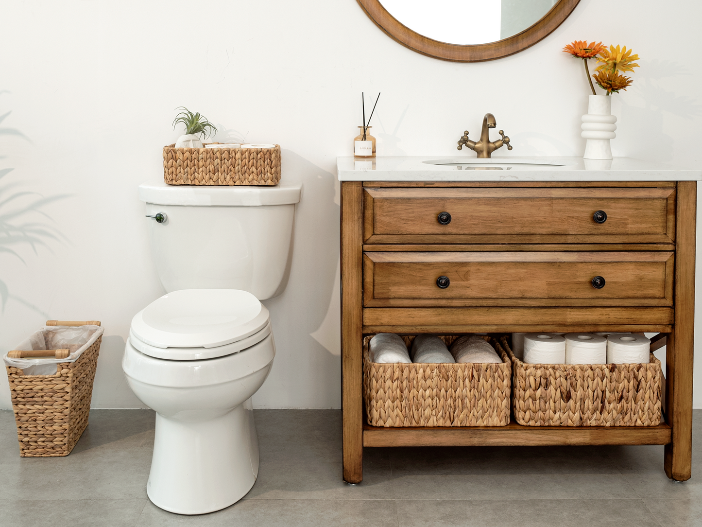 Wicker Baskets with Built-in Handles, Set of 3 (1PC Large, 2PCS Medium)